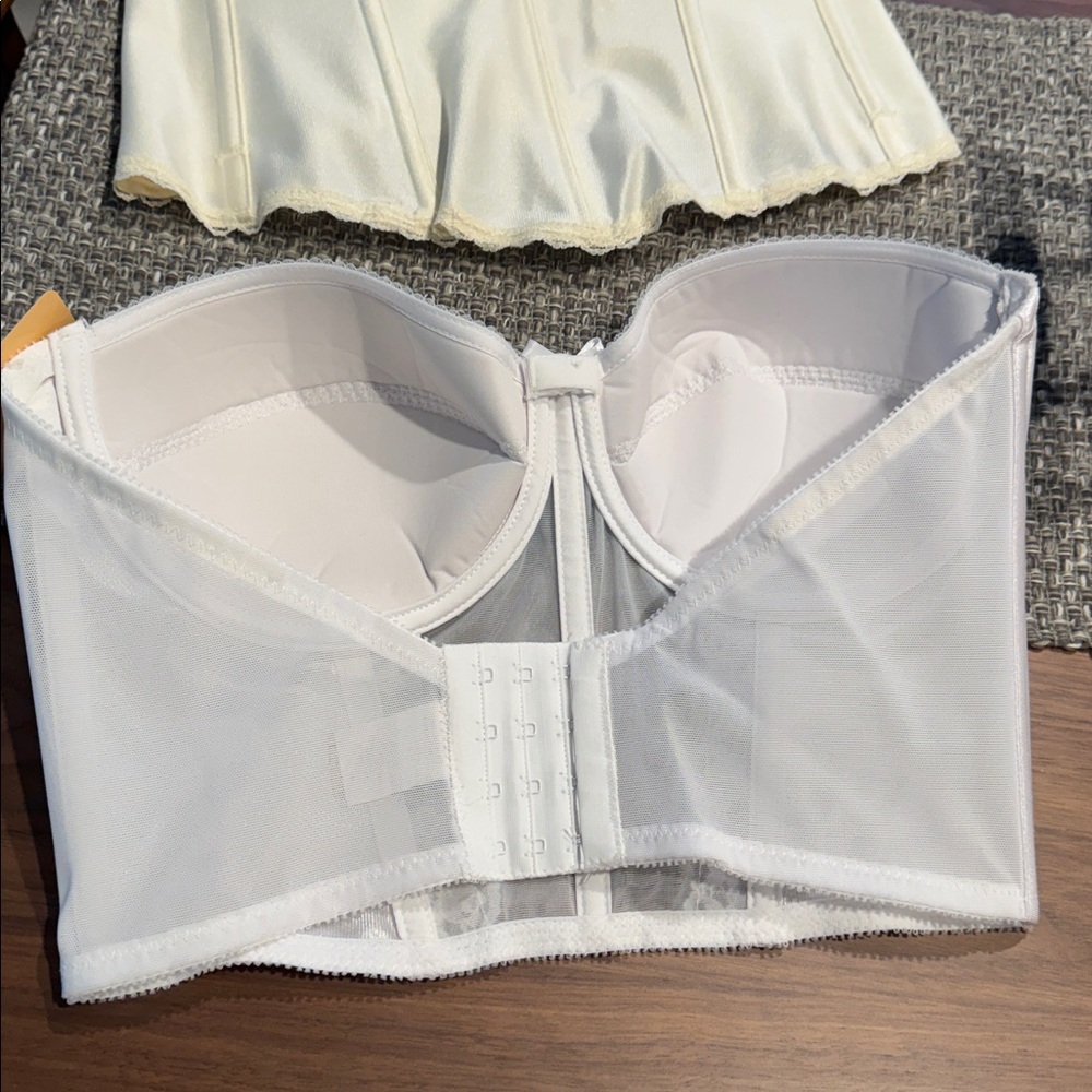 Empire Intimates vintage Y2K corsets - Picture 3 of 9